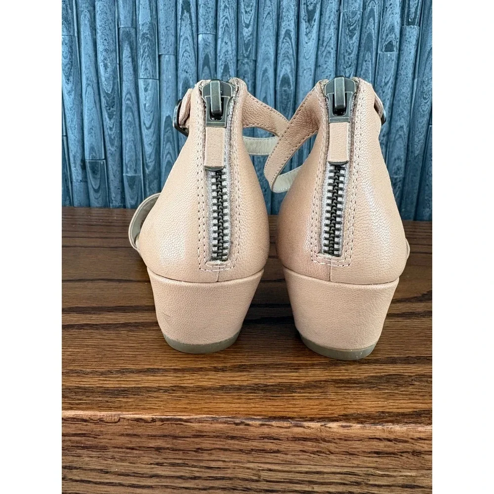Eileen Fisher Womens Nude Leather Ankle Strap Wedge Sandals Beige Size 6